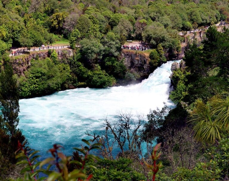 Huka Falls: The Beauty of New Zealand’s Natural Wonder