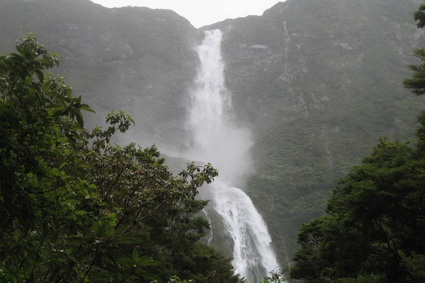Sutherland Falls, Fiordland, New Zealand