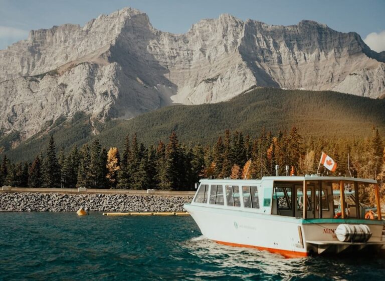 Lake Minnewanka Cruise Tour in Canada