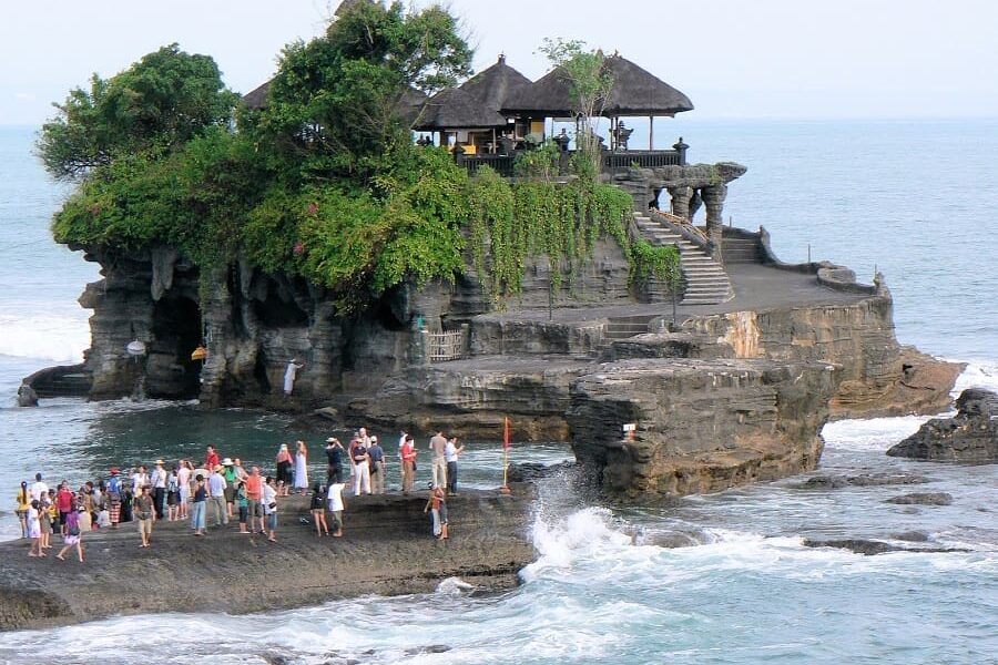Tanah Lot Temple Bali, Indonesia