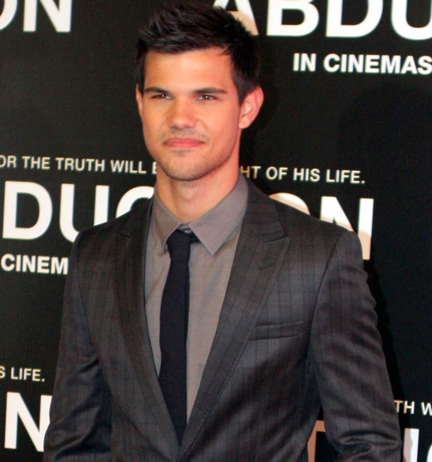 Taylor Lautner (Jacob Black)