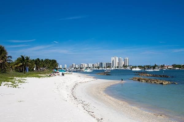 peanut island beach florida