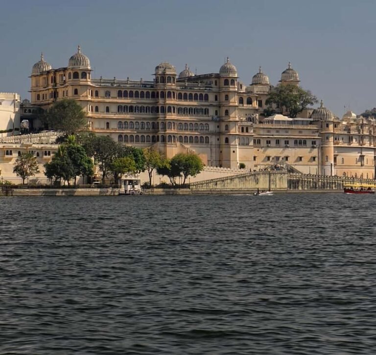 20 Famous Landmarks in India You Must See